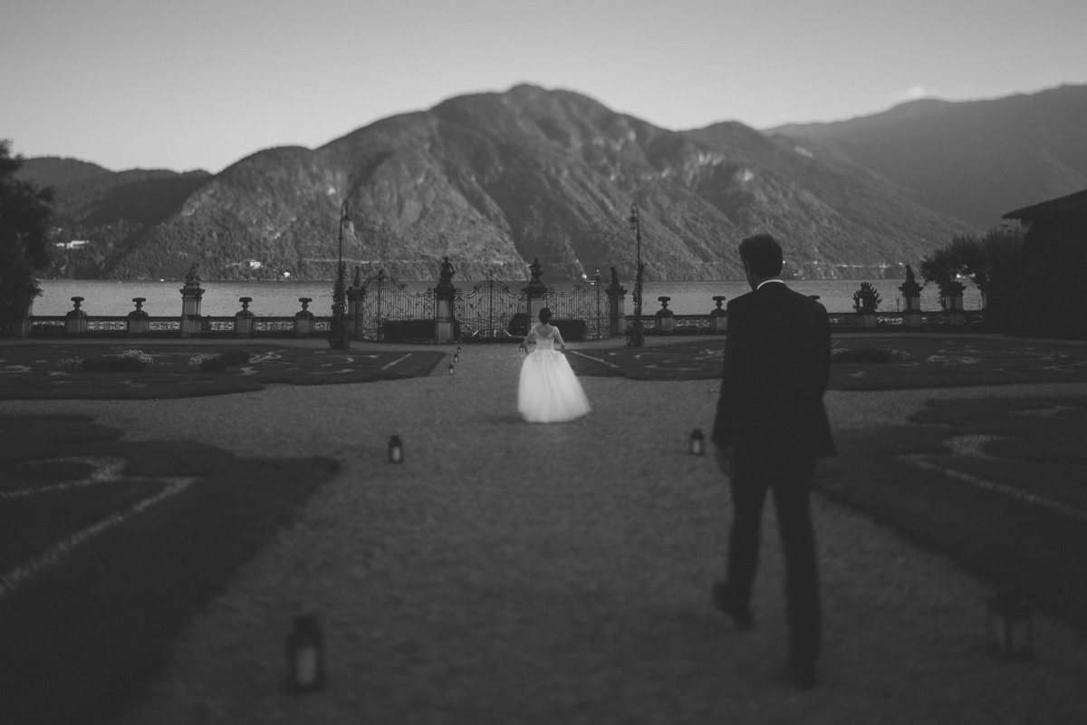lake como destination wedding photographer