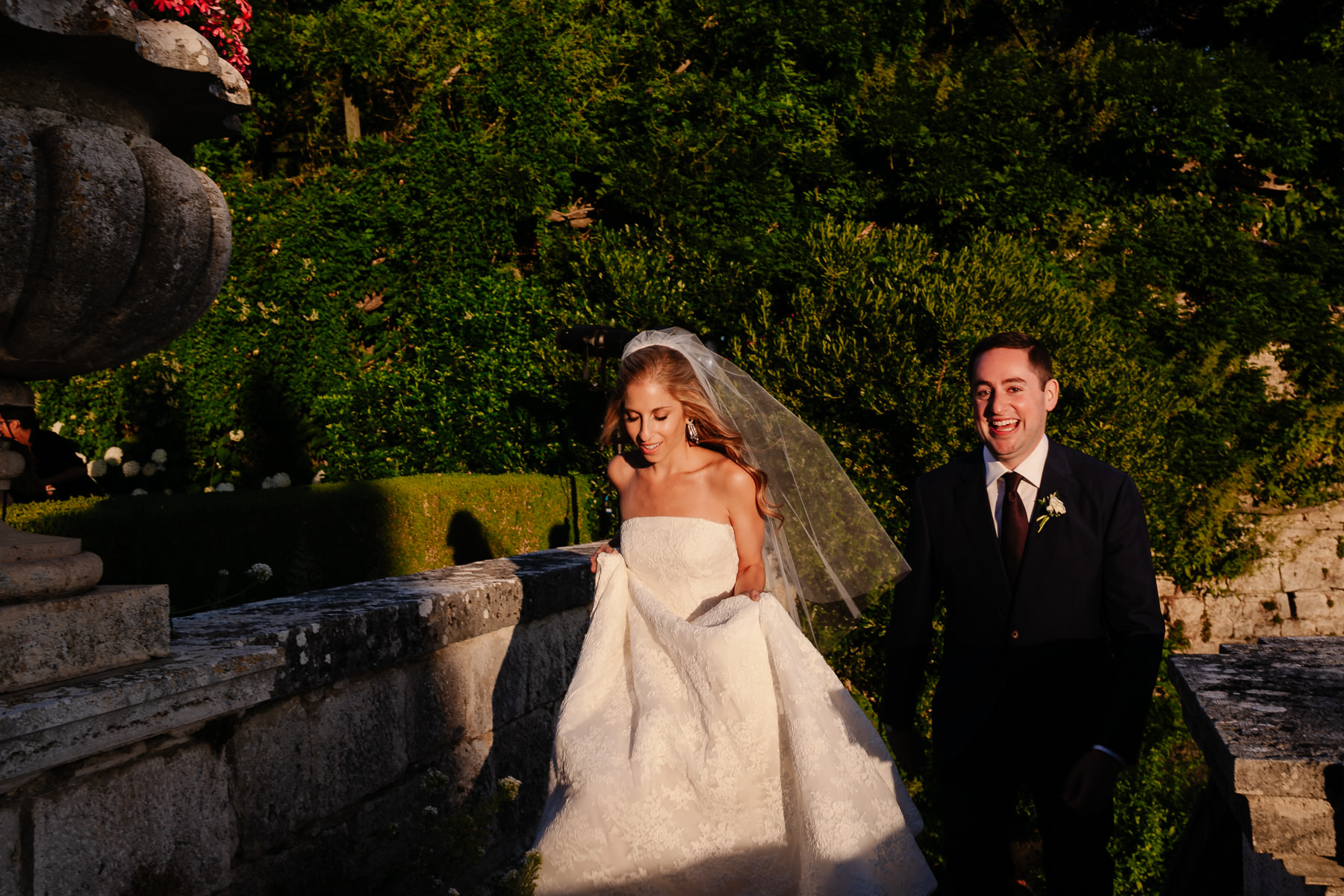 great light at a wedding at la Foce Tuscany
