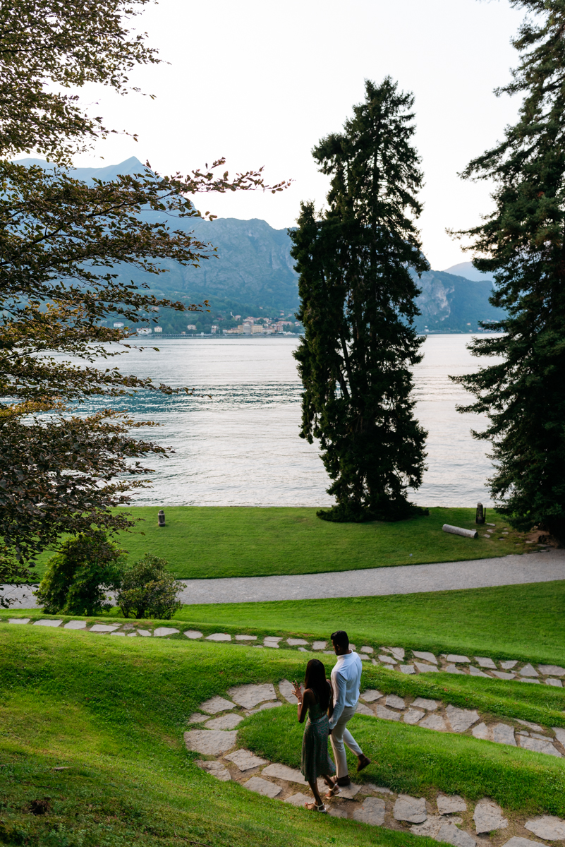 walking in amazing Villa Melzi on Lake Como